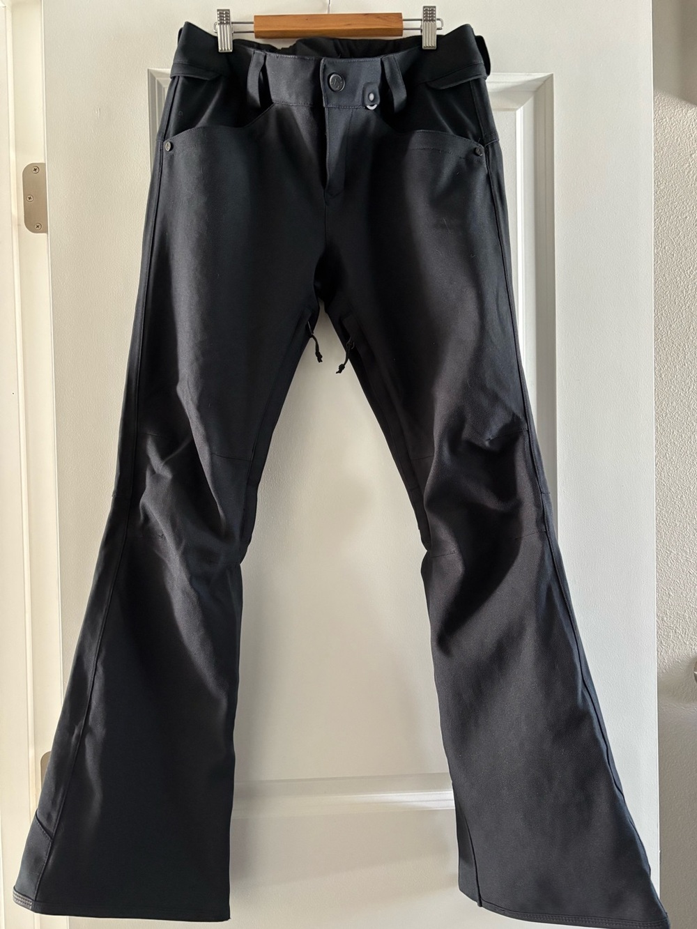 Women’s VOLCOM Black Snow / Ski Pants